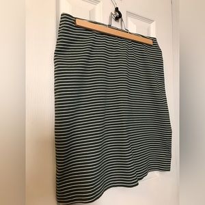 Old Navy Skirt Green Women’s Size Small